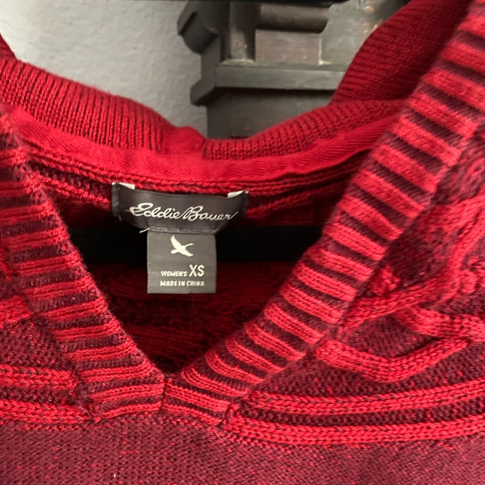 Shasta Hoodie In Scarlet Eddie Bauer - Picture 4 of 6